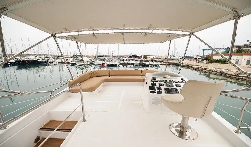 YACHT NUMA